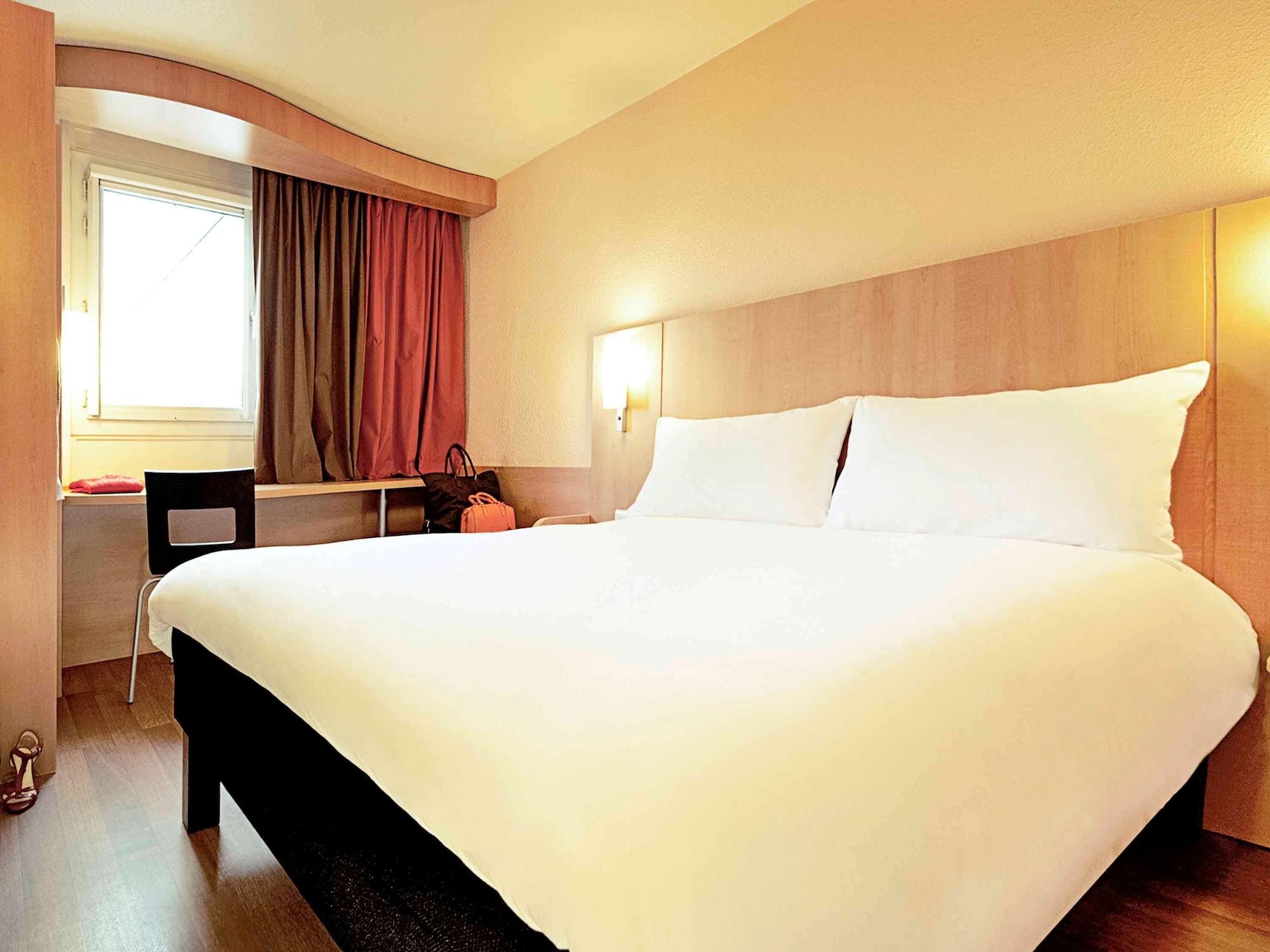 Hotel Ibis Брага Екстериор снимка