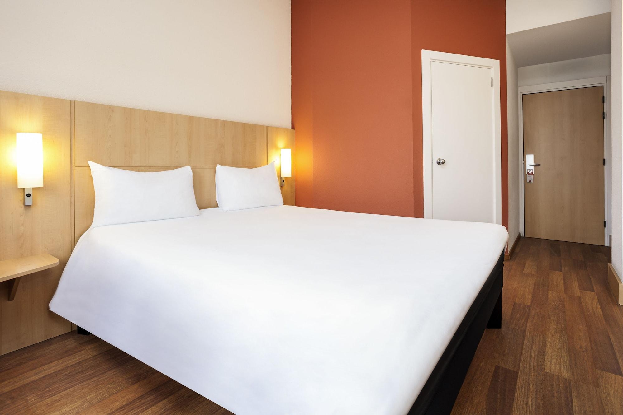 Hotel Ibis Брага Екстериор снимка