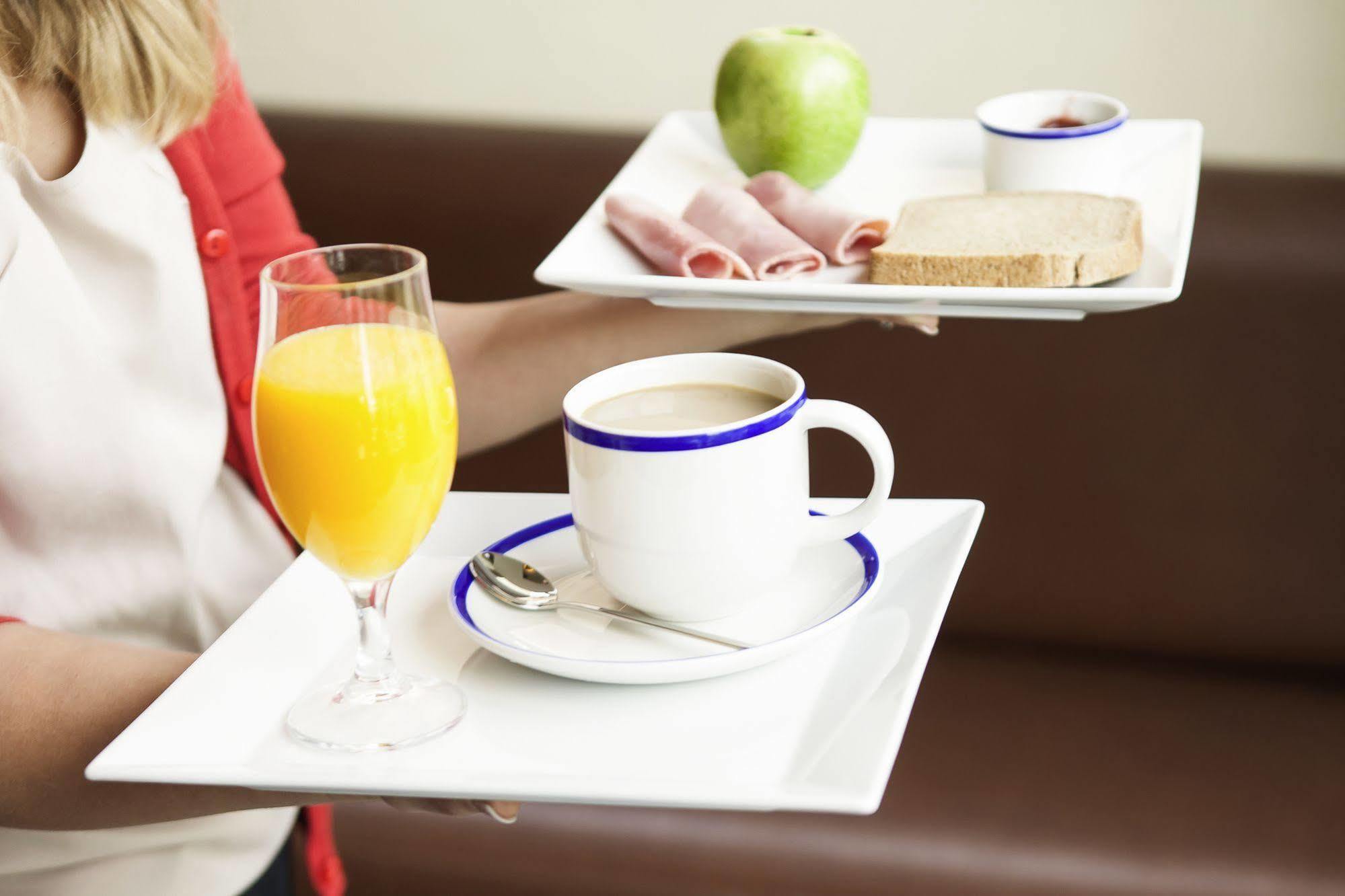 Hotel Ibis Брага Екстериор снимка