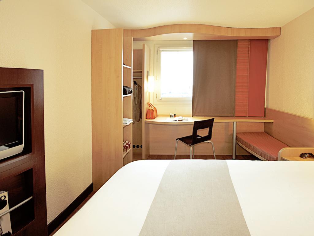 Hotel Ibis Брага Екстериор снимка